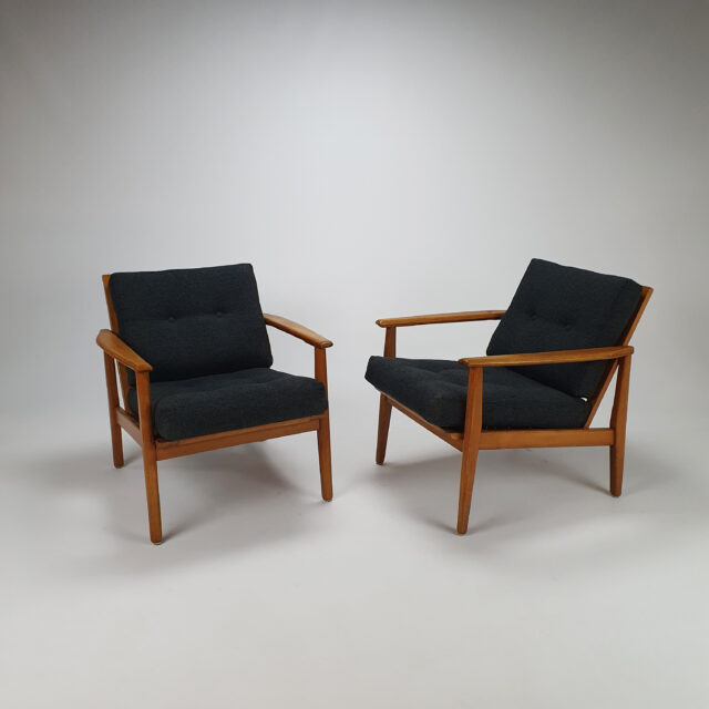 Set of 2 Mid Century scandinavian Lounge chairs, 1960s