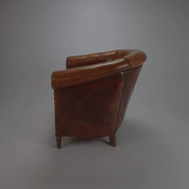 vintage leather club chair