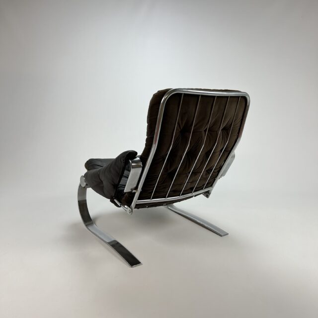 Scandinavian Heavy Chrome and Leather Cantilever and Adjustable Lounge Chair, 1960s