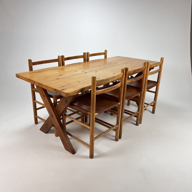 Mid Century Scandinavian Pine Dining Table, 1960