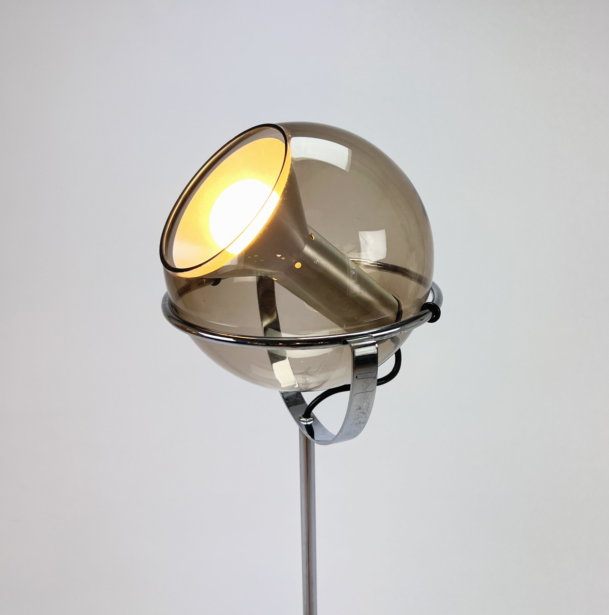 Mid Century Dutch Design Floorlamp by Frank Ligtelijn for Raak Amsterdam, 1960s