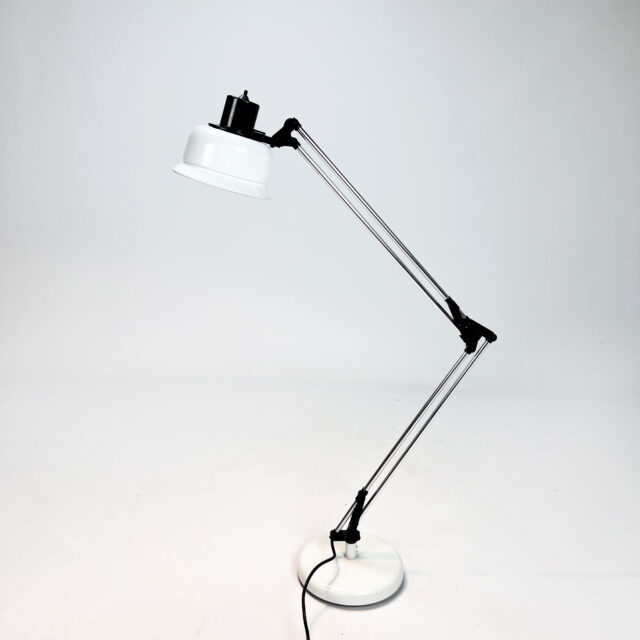 Italian Design Table Lamp "Giotto" For "Luce E Dimensioni", 1970s