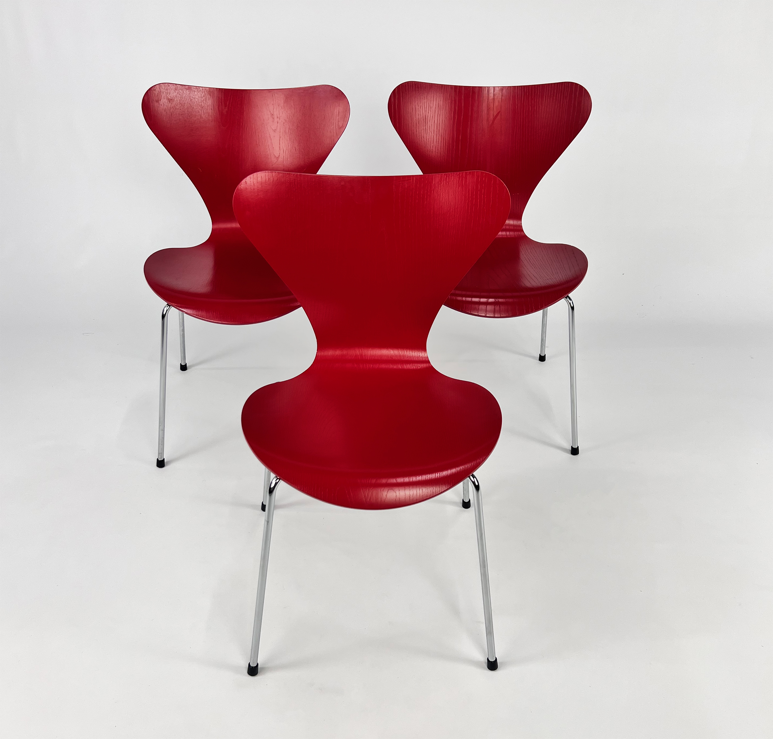 Set of 3 Butterfly Chairs by Arne Jacobsen for Fritz Hansen, 2006