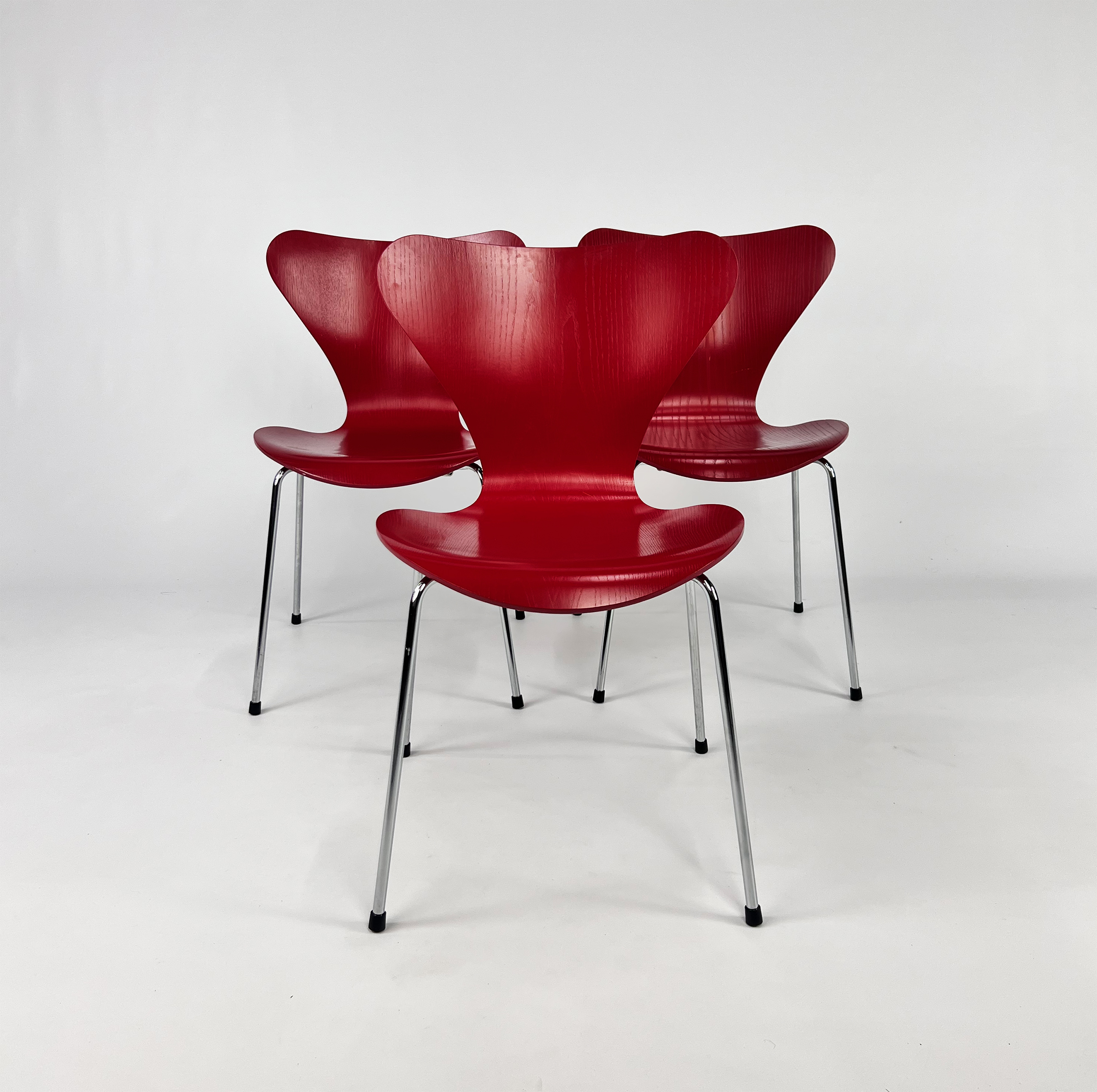 Set of 3 Butterfly Chairs by Arne Jacobsen for Fritz Hansen, 2006