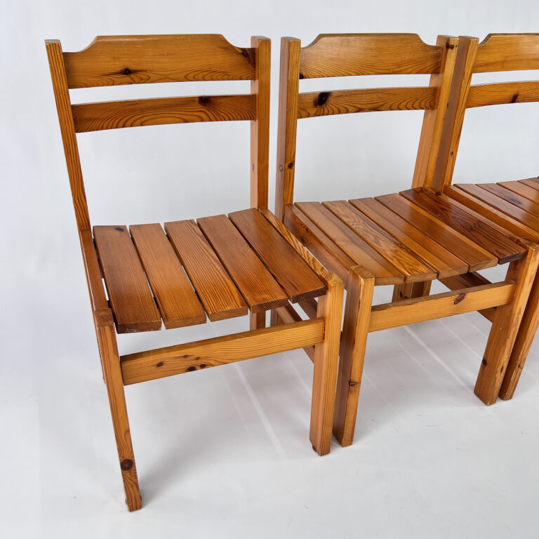 Set of 4 Vintage Pine Chairs, France, 1970s