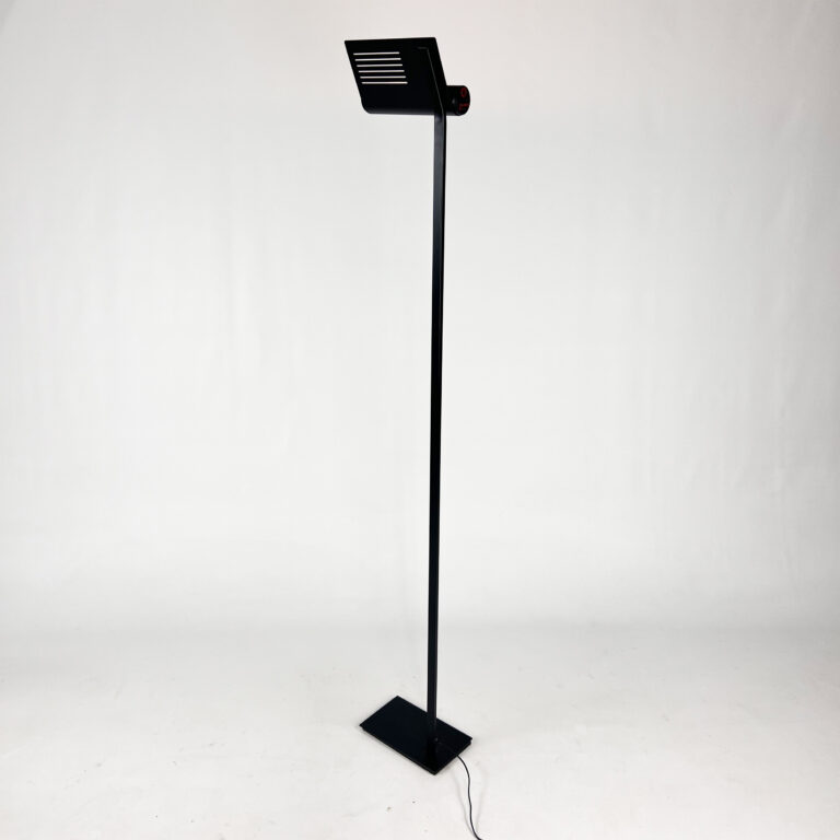 Postmodern Black Italian Floor Lamp by Stilnovo, 1980s