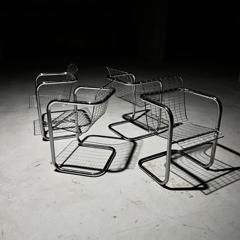 Set of 4 Tubular Frame Wire Chairs, Italy, 1980s