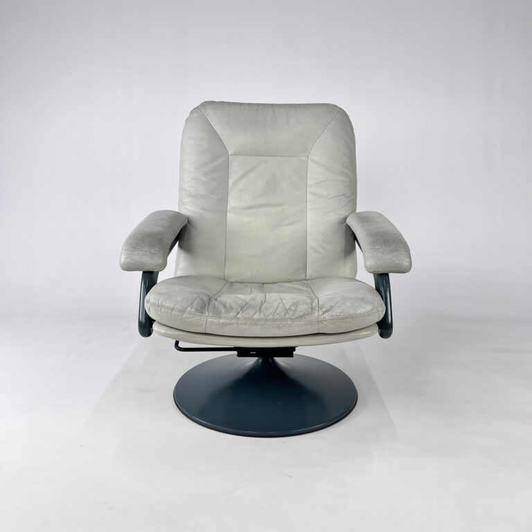 Postmodern Lounge Chair by Leolux, 1980s