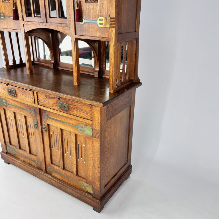 Art Nouveau Oak Cabinet, 1930s