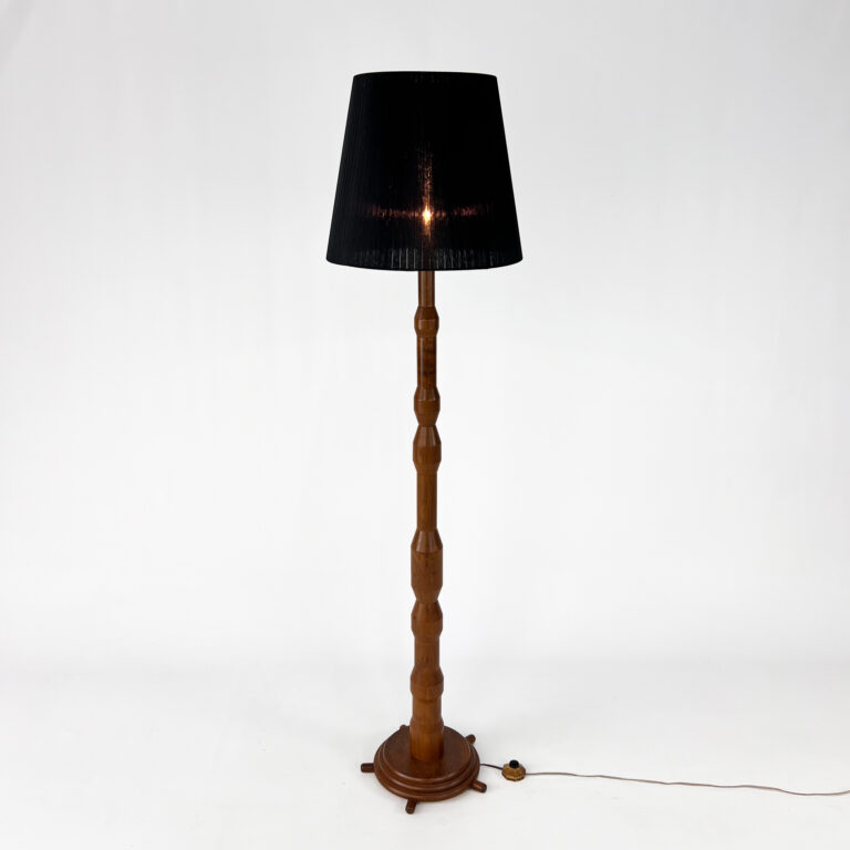 French Modernist Oak Floorlamp, 1960s