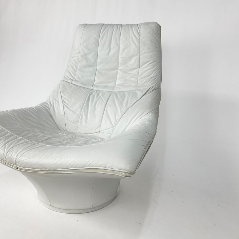 Lounge Chair by Jack Crebolder for Young International, Dutch Design, 1980s