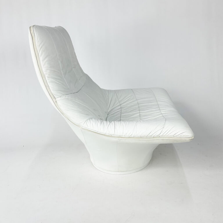 Lounge Chair by Jack Crebolder for Young International, Dutch Design, 1980s