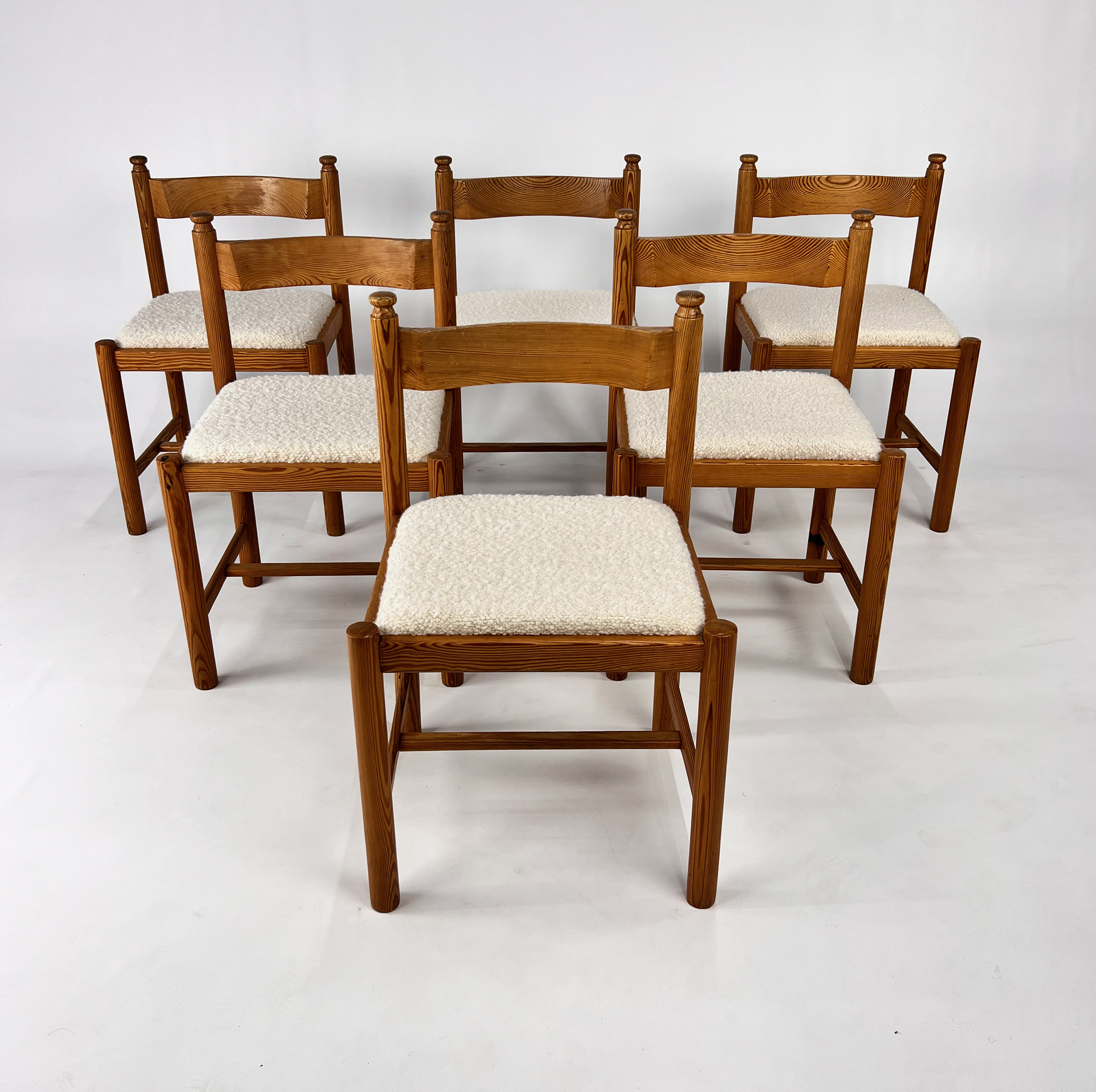 Set of 6 Pine and Boucle Rustic Dining Chairs, 1960s