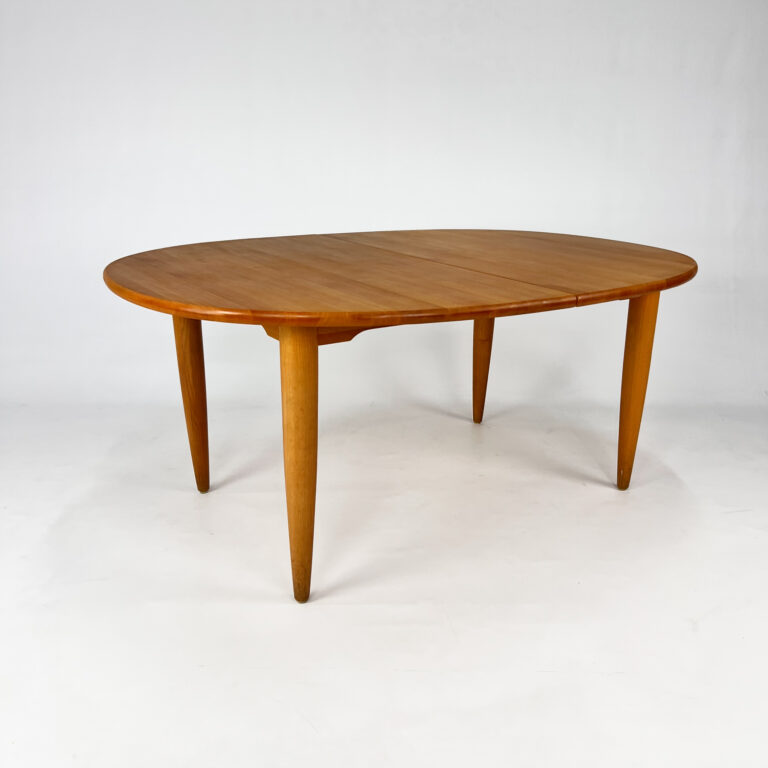 Large Danish Extandable Elm Dining Table, 1990s