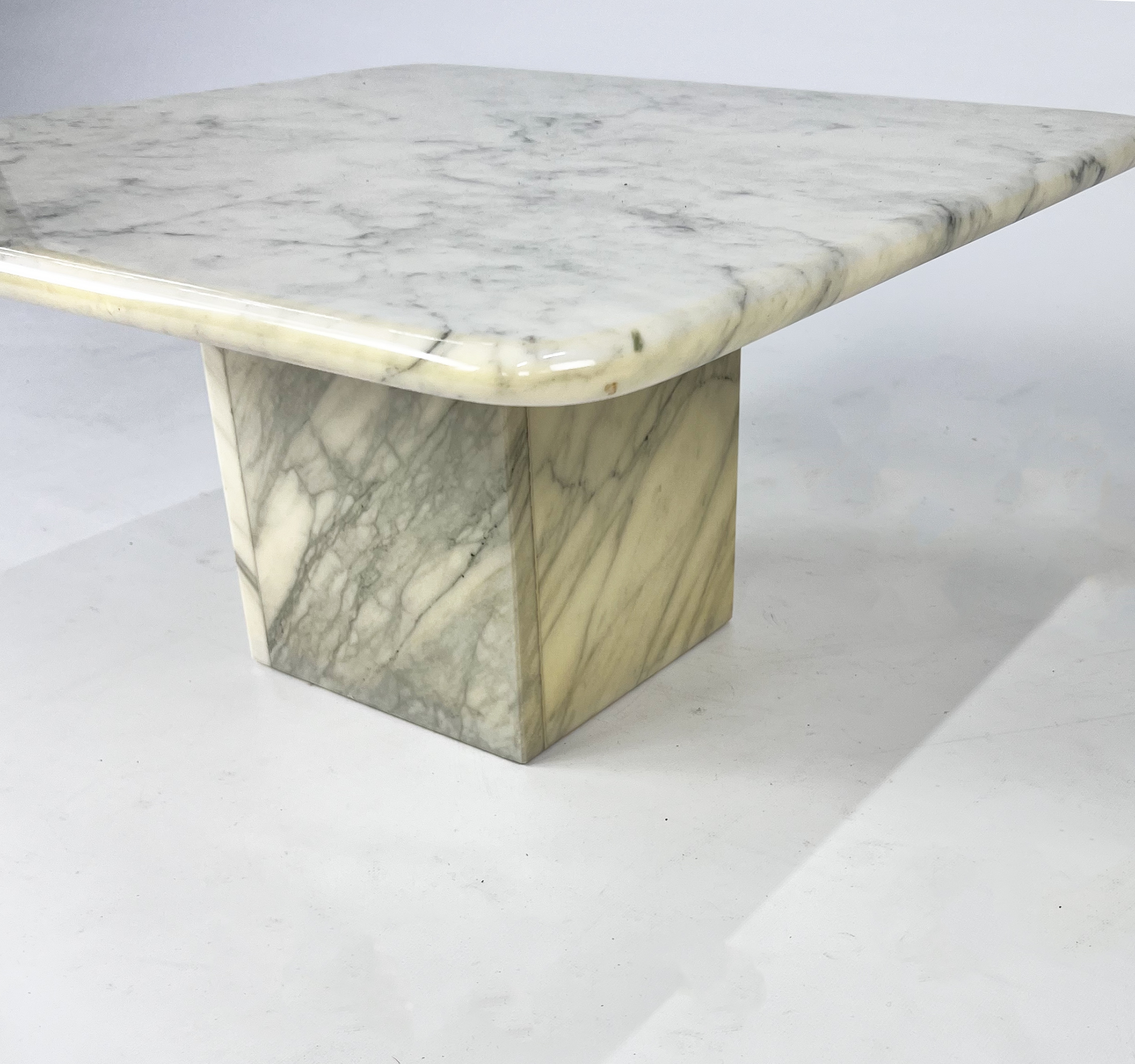 Vintage White Marble Sidetable, 1970s