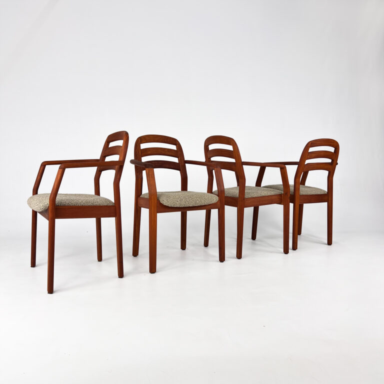 Set of 4 Mid Century Dyrlund Dining Chairs, 1970s